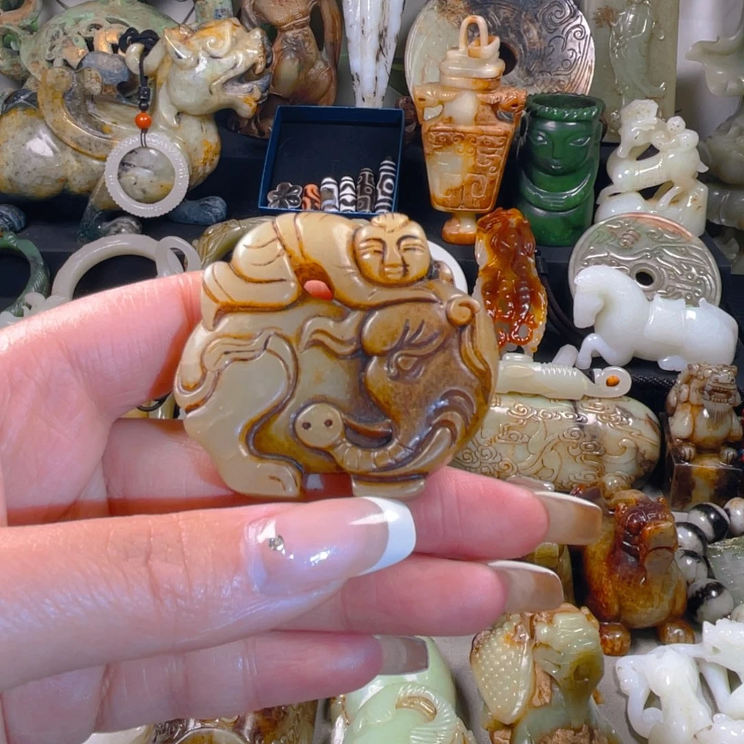 和田玉挂件未镶嵌6