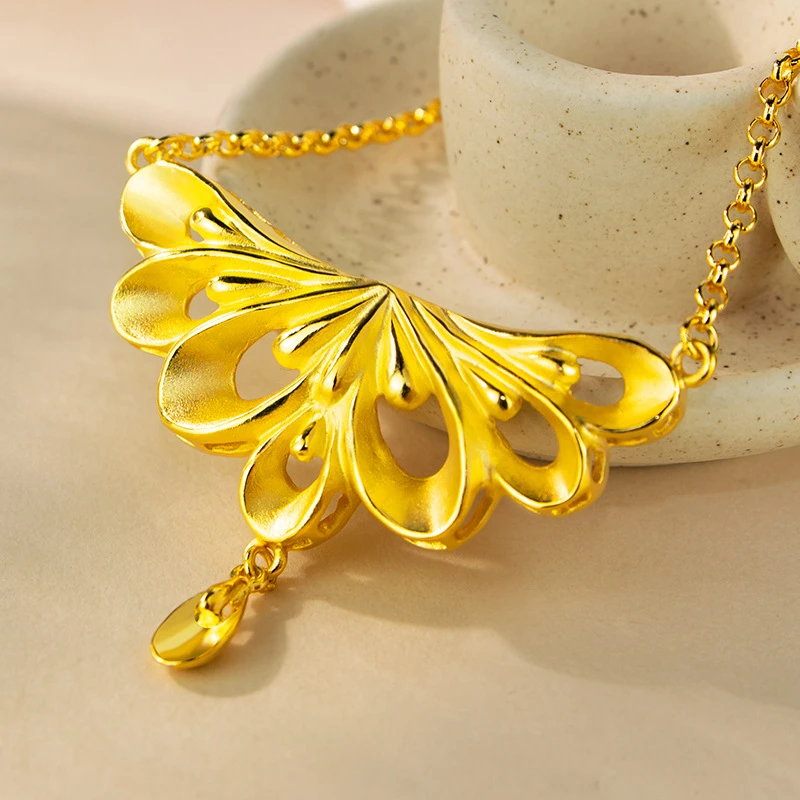 铜合金吊坠 仿金色镂空孔雀尾水滴项链女款镀金复古新娘婚嫁饰品