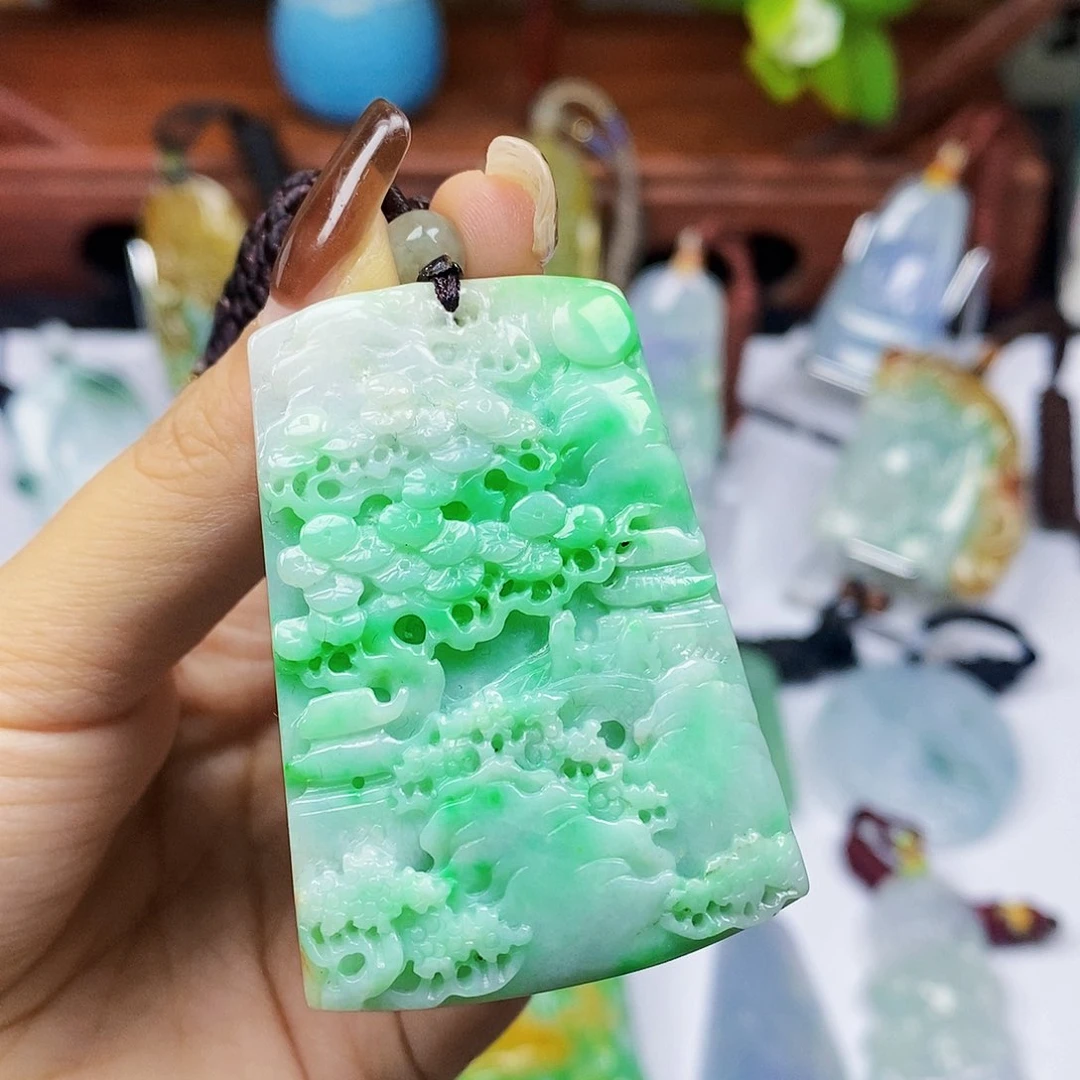 颈饰未镶嵌翡翠天然翡翠A货