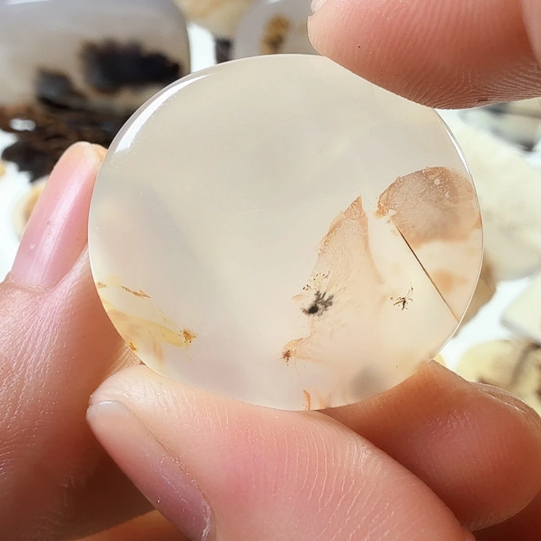 玛瑙/玉髓未镶嵌珠宝半成品