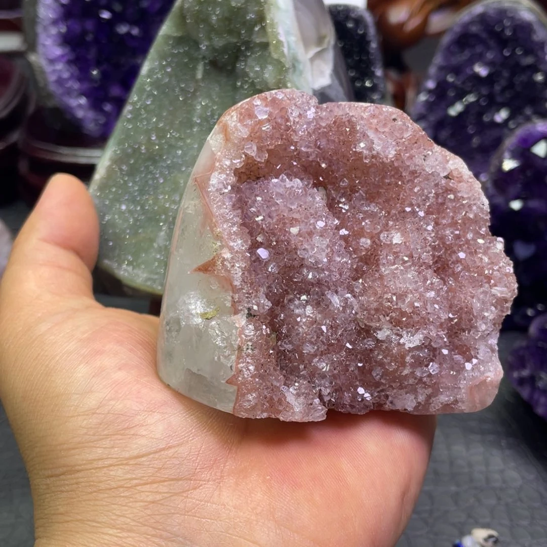 水晶摆件未镶嵌水晶淡**草