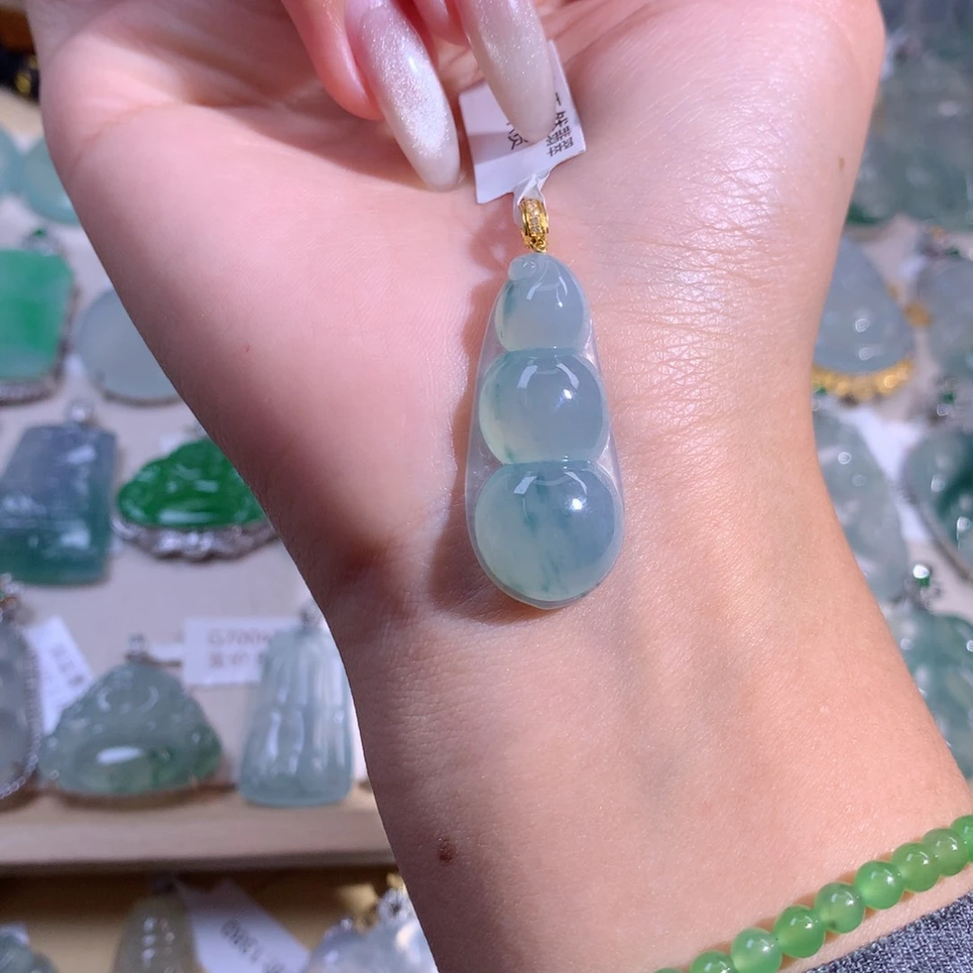 翡翠吊坠(不含链)18K金镶嵌