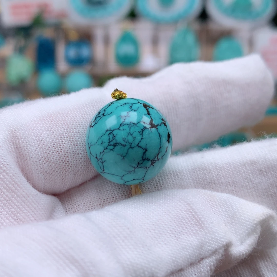 绿松石未镶嵌珠宝奇石17.8mm