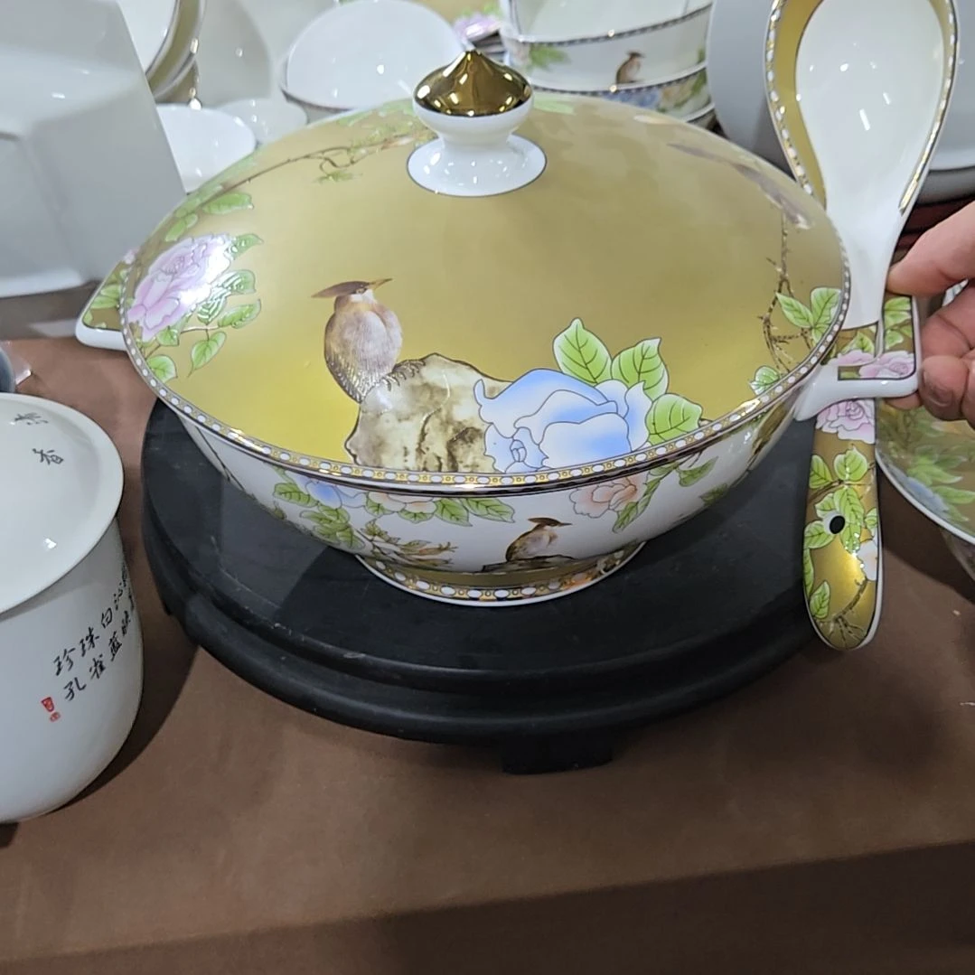 瓷片瑕疵琴瑟和鸣汤锅一个汤勺一个66666
