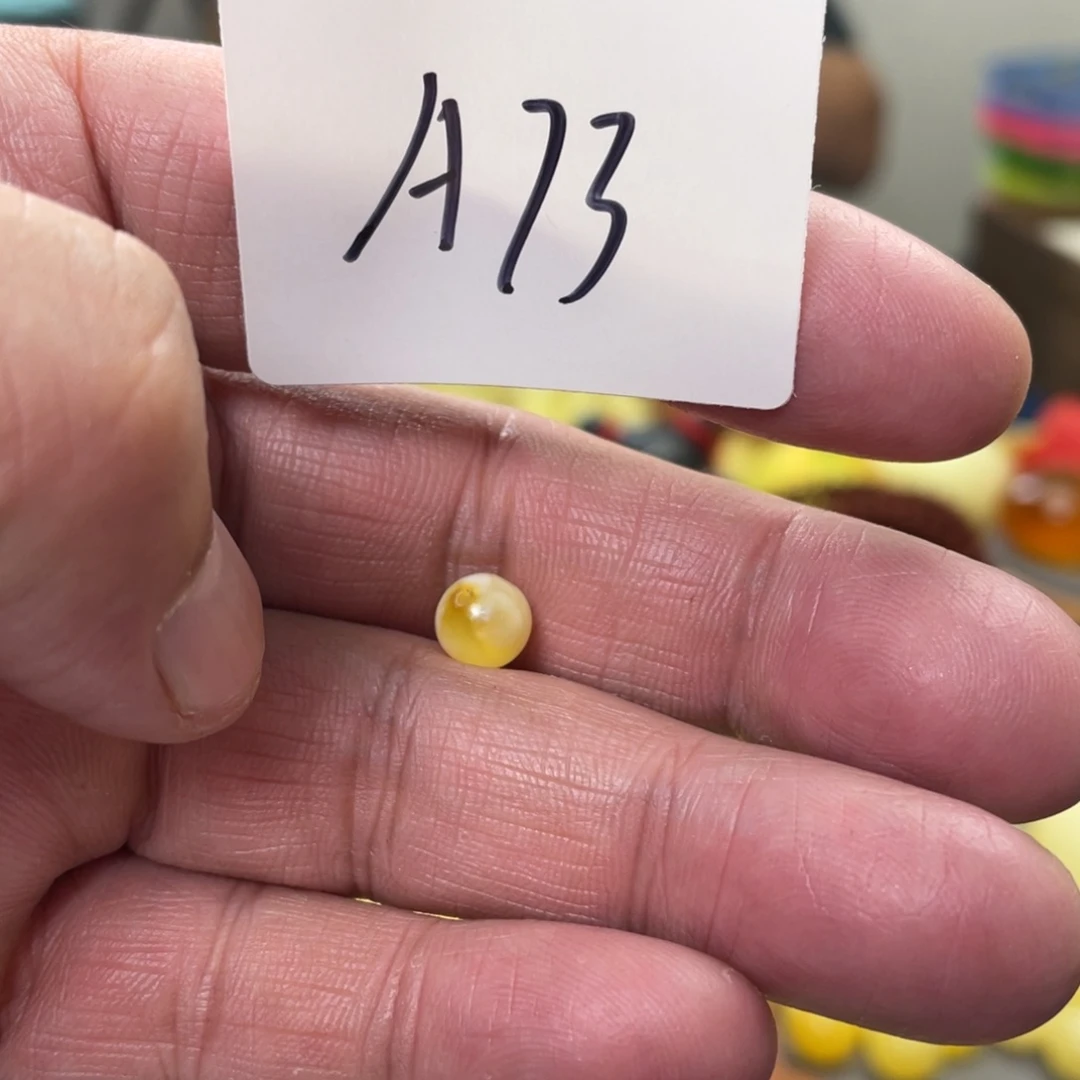 手链琥珀未镶嵌多样性发，发其中一件