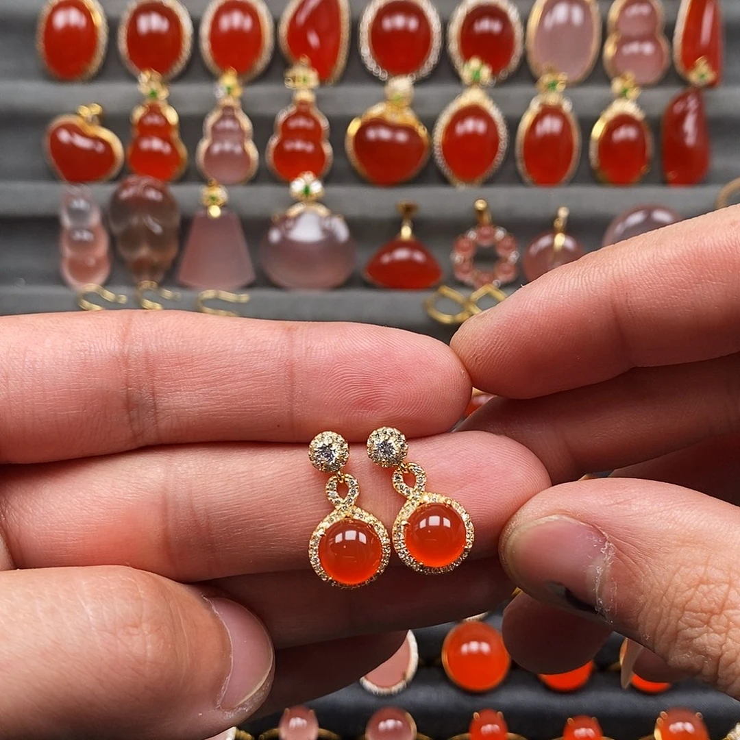 南红玛瑙银S925镶嵌耳饰