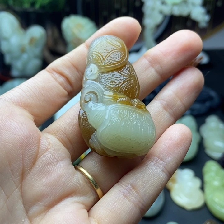 未镶嵌和田玉挂件