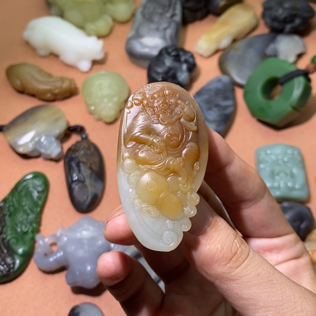 未镶嵌和田玉挂件