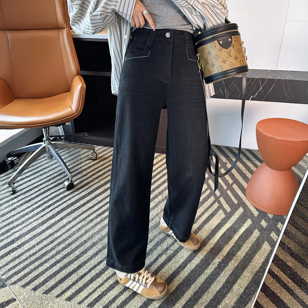 碳黑色直筒牛仔裤女秋季新款款大码胖mm梨形身材高腰弹力阔腿裤