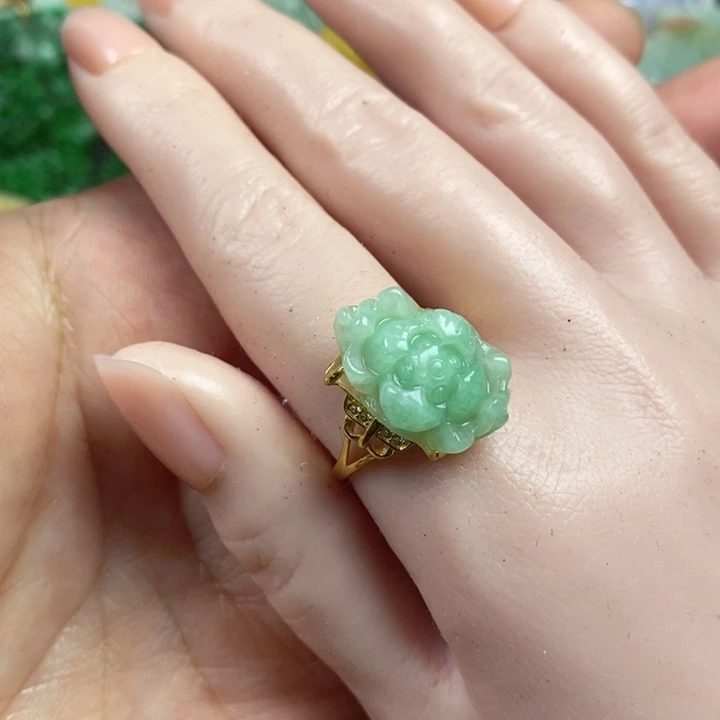 吊坠(赠链)未镶嵌翡翠