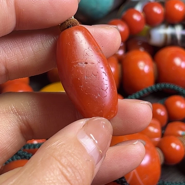 颈饰琉璃快**康琉璃…………