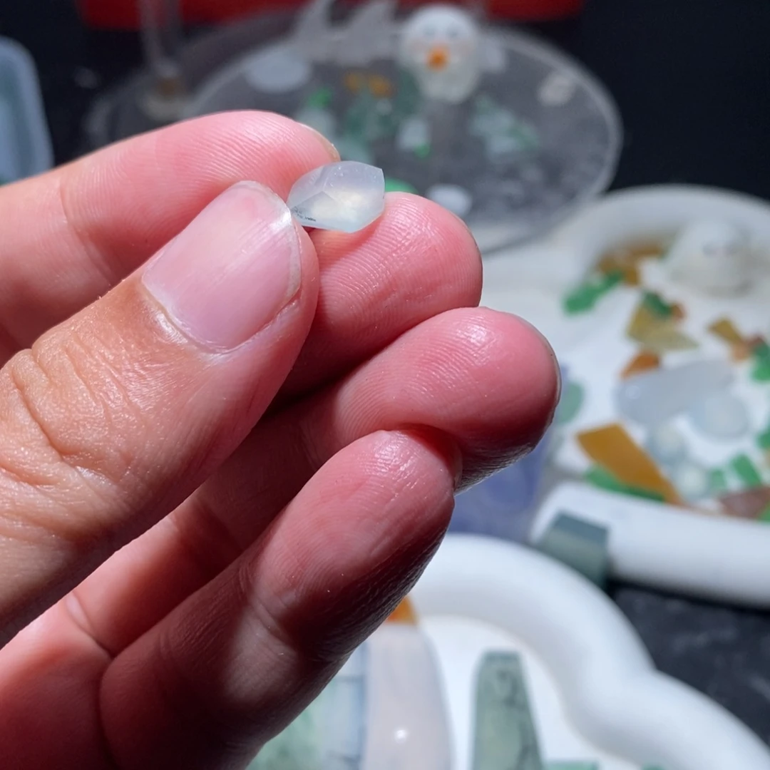 定制翡翠未镶嵌葫芦莲蓬料