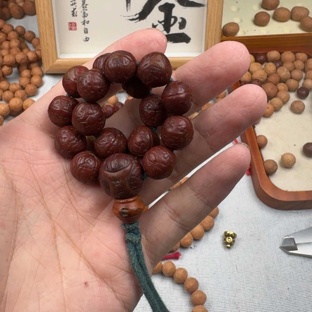 凤眼菩提吊坠11大12小实心龙