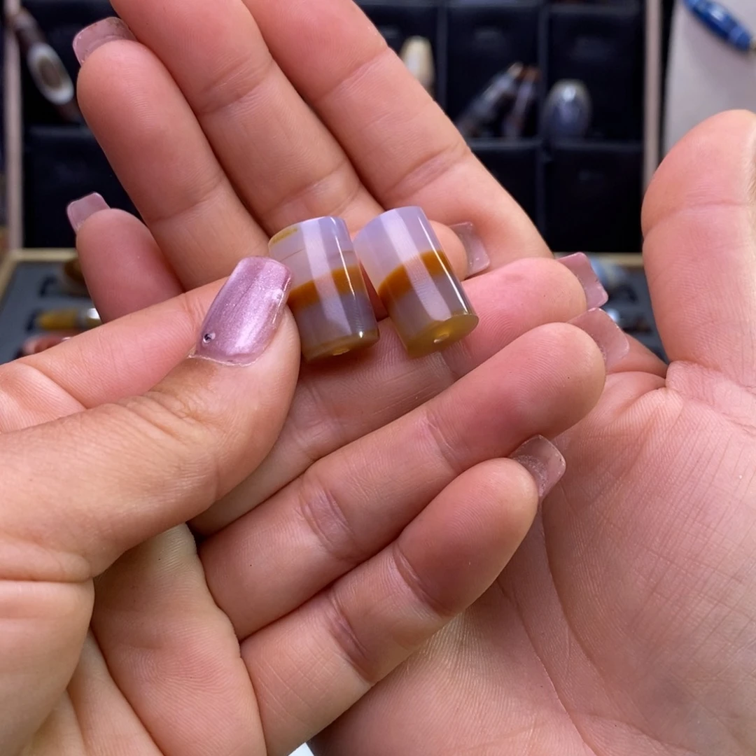 玛瑙/玉髓颈饰未镶嵌爱****足