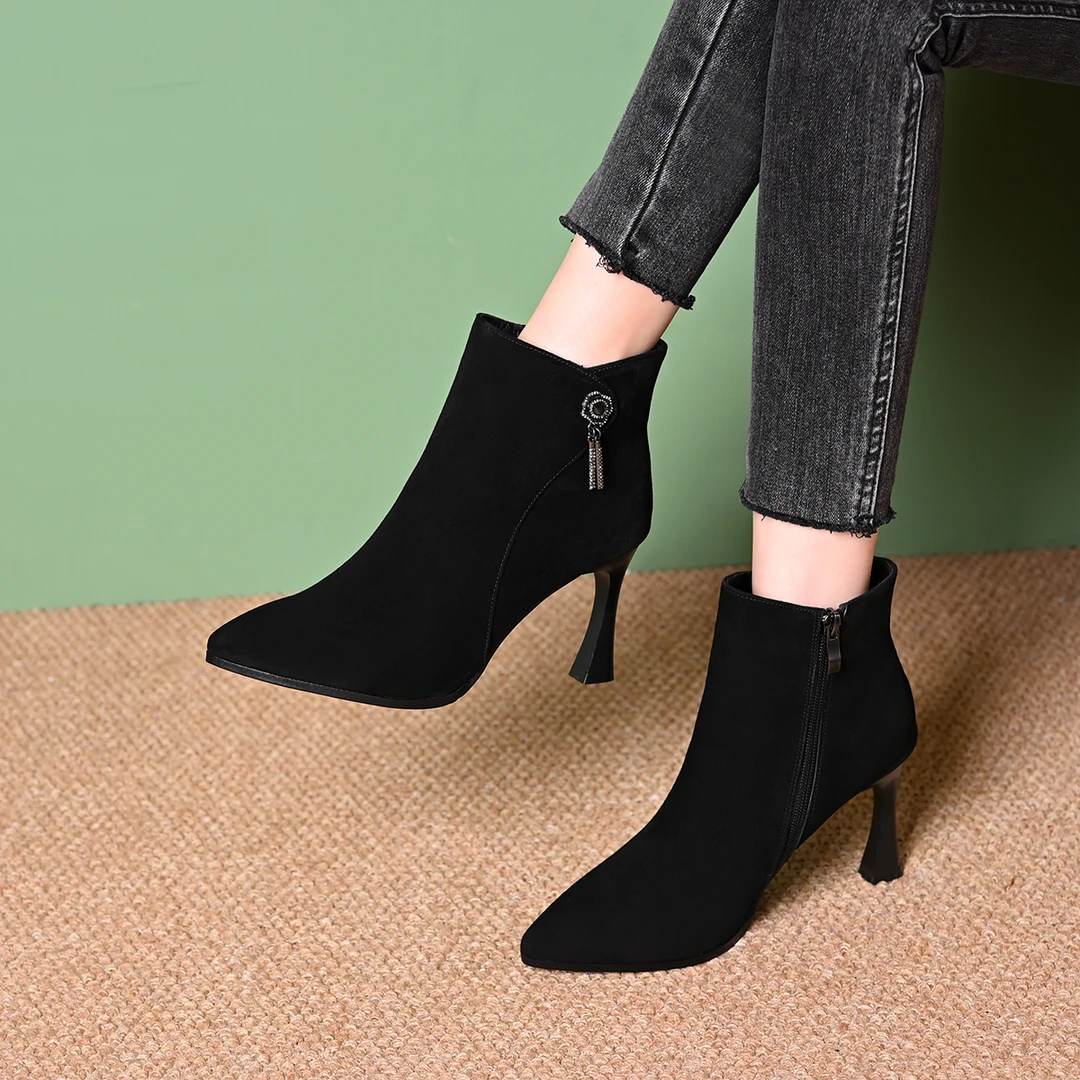 羊皮高跟短靴女2024秋冬新款细跟尖头瘦瘦靴气质磨砂皮女靴