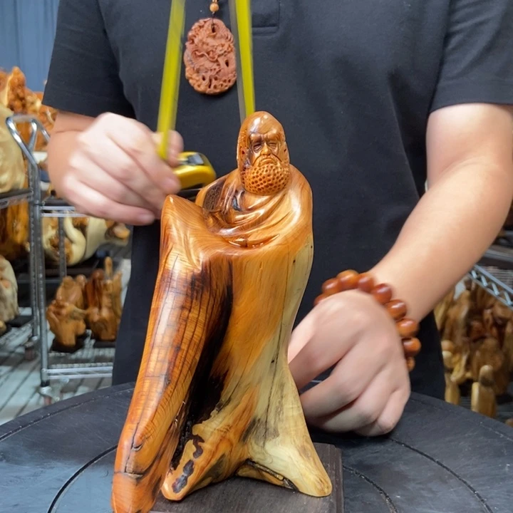 柏木（崖柏）随型摆件