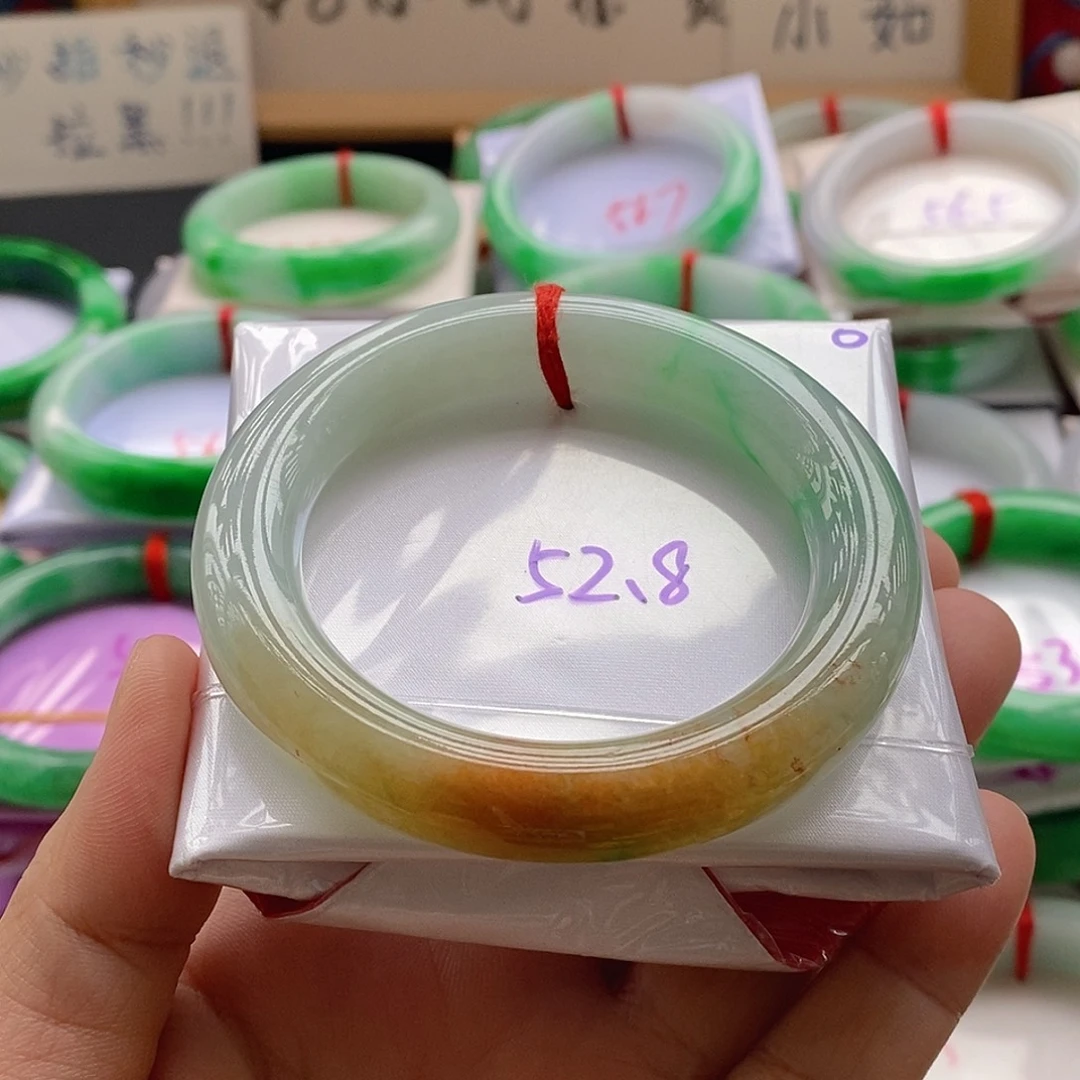 翡翠未镶嵌手镯1号