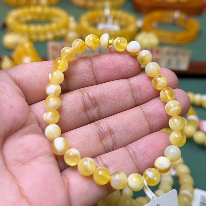 蜜蜡未镶嵌珠宝奇石