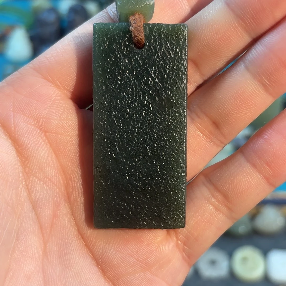 和田玉（糖玉）未镶嵌珠宝奇石