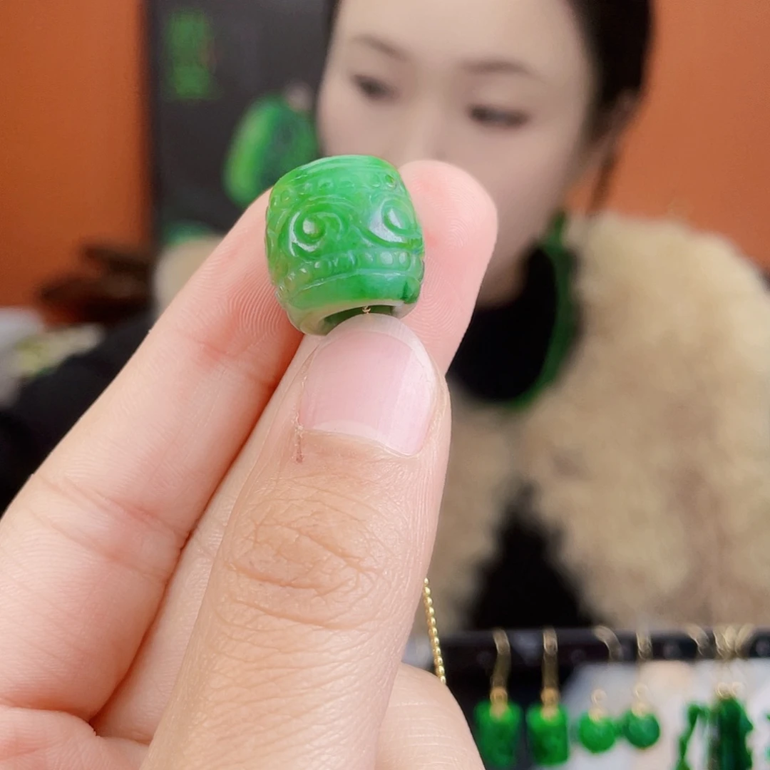 翡翠未镶嵌耳饰饰品