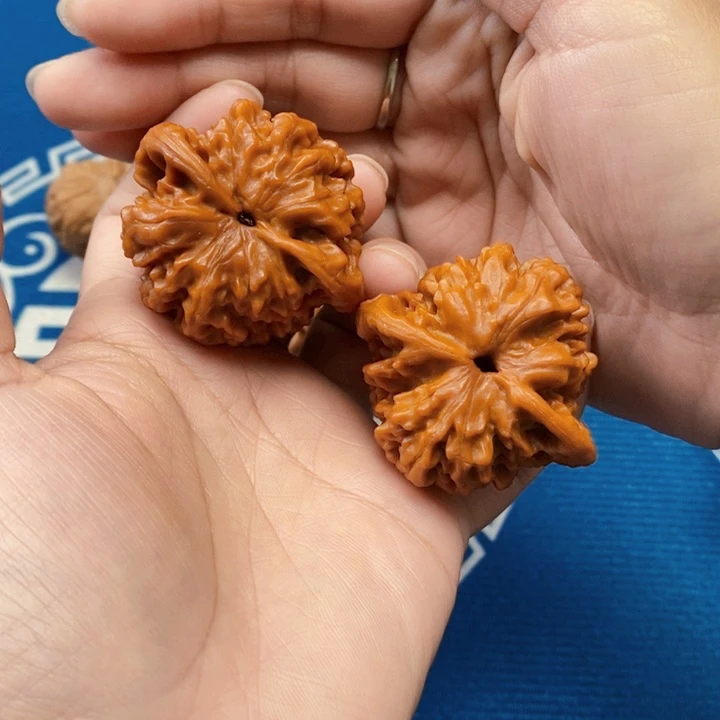 桃核吊坠麒麟纹官帽