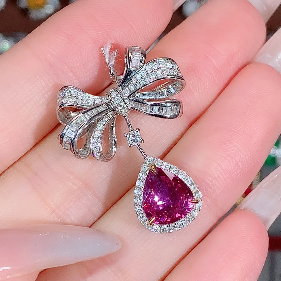 胸针18K金镶嵌彩色蓝宝石2.03ct/天然宝石/七天无理由