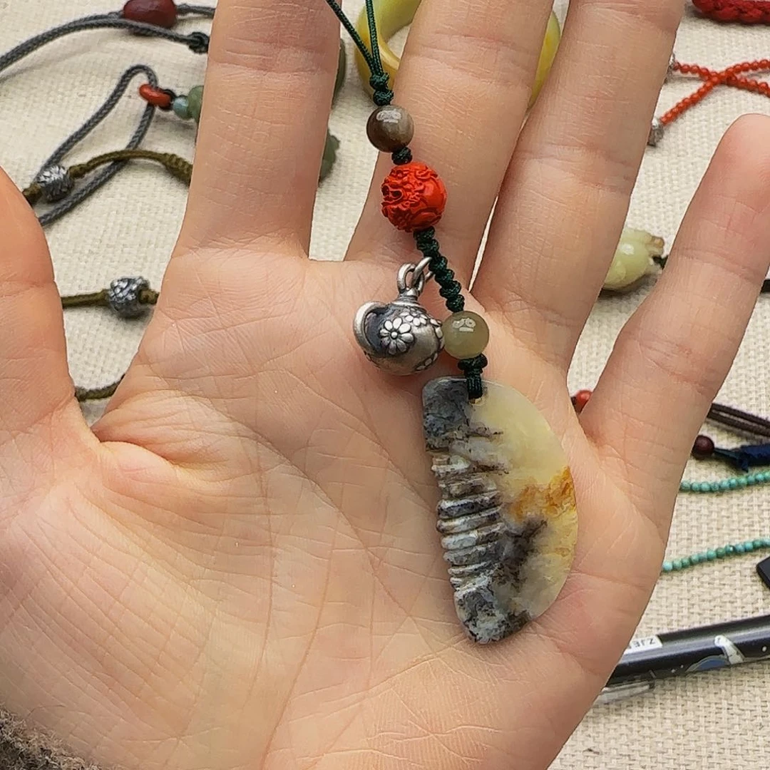 和田玉颈饰未镶嵌S**七