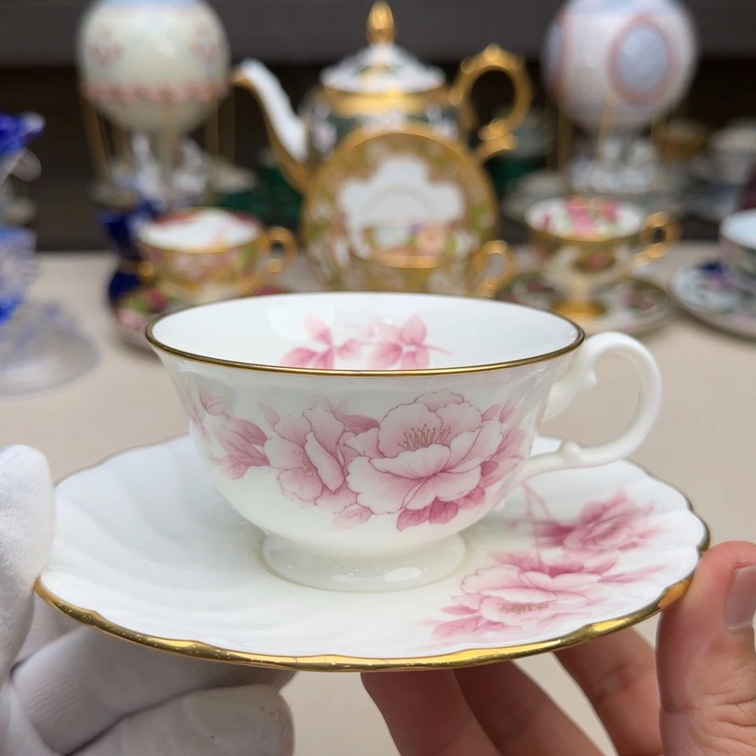 瓷片新店开播 点点关注