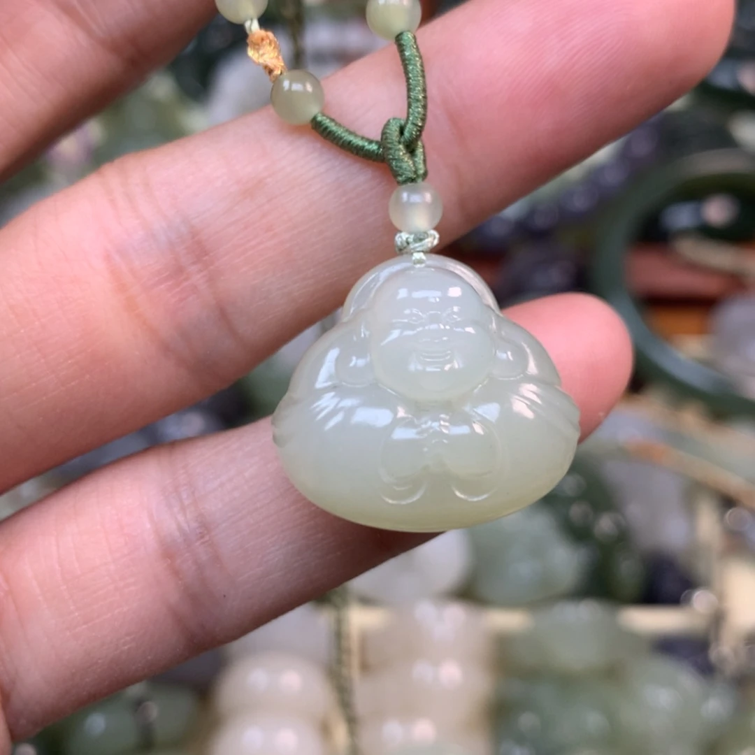 【闪购商品】颈饰未镶嵌和田玉