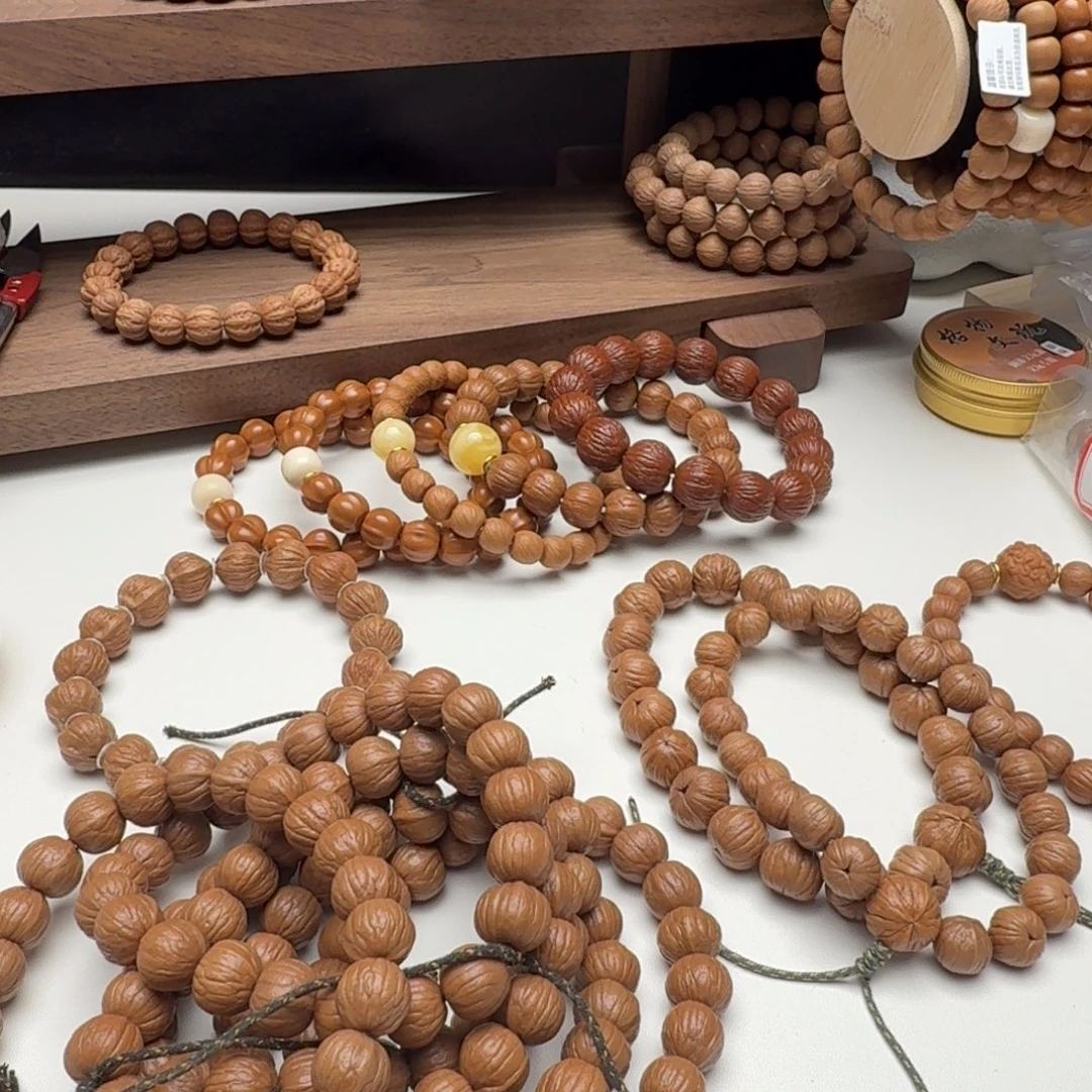 神***父猴头核桃吊坠文玩油牛油