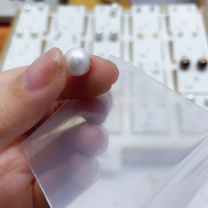 淡水珍珠吊坠(不含链)18K金镶嵌灌*包