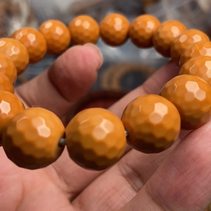 猴头核桃吊坠今天