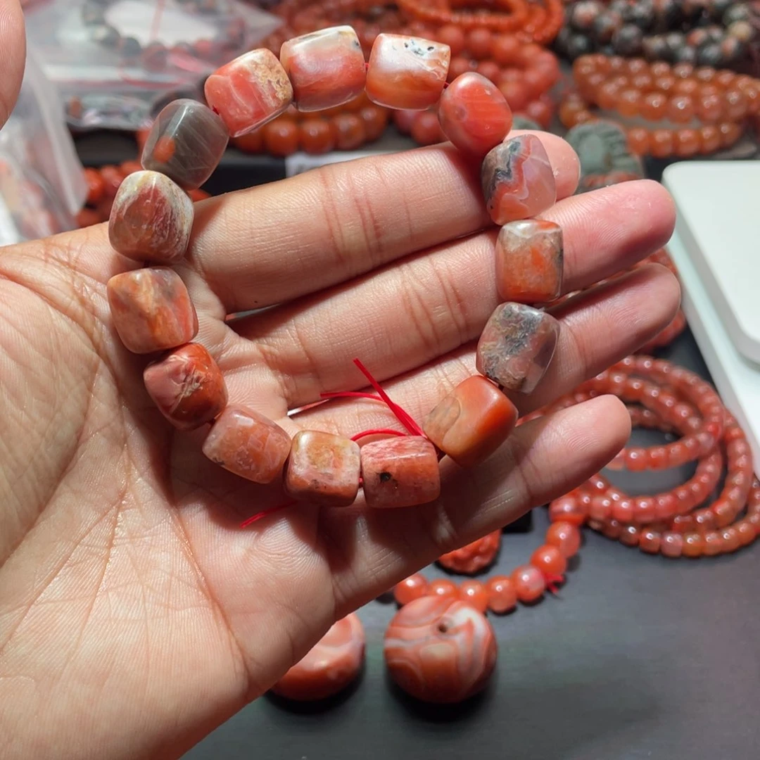南红玛瑙手链未镶嵌