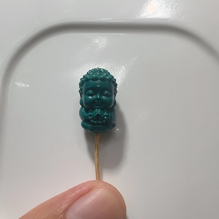 琉璃/树脂/塑料类宝宝佛背云