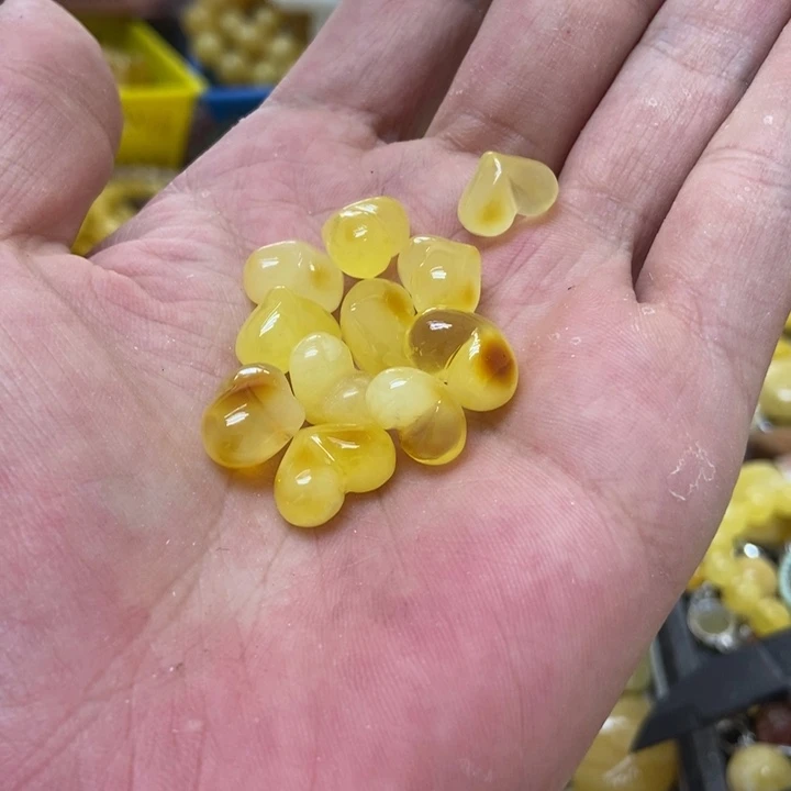 裸石蜜蜡未镶嵌多样性发货2个