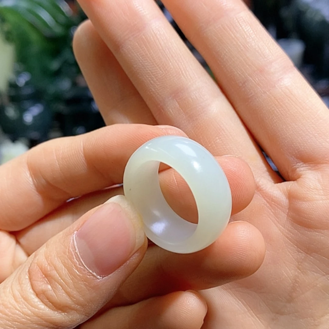 【闪购商品】和田玉把件未镶嵌小**～福利 不包邮