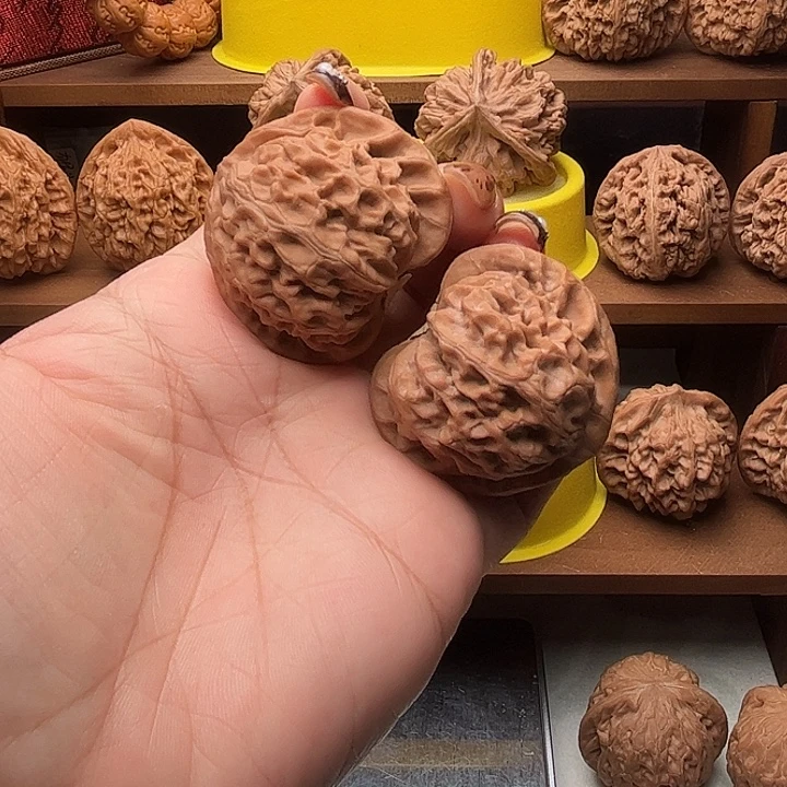 核桃文玩核桃宫灯全品43