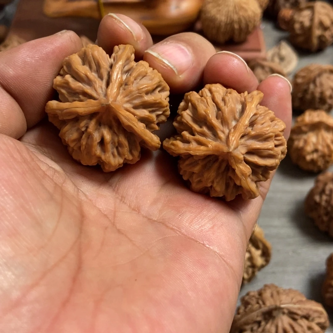 吊坠文玩核桃帝王三棱有修38尺