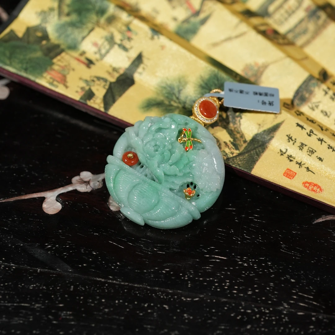 1.15香港王老板-翡翠吊坠6k579