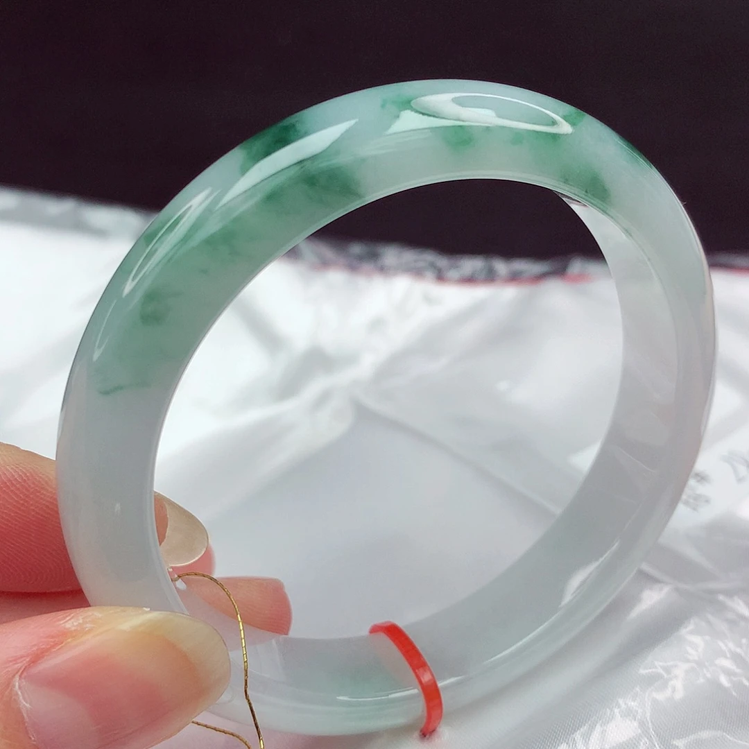 翡翠手镯未镶嵌58圈568