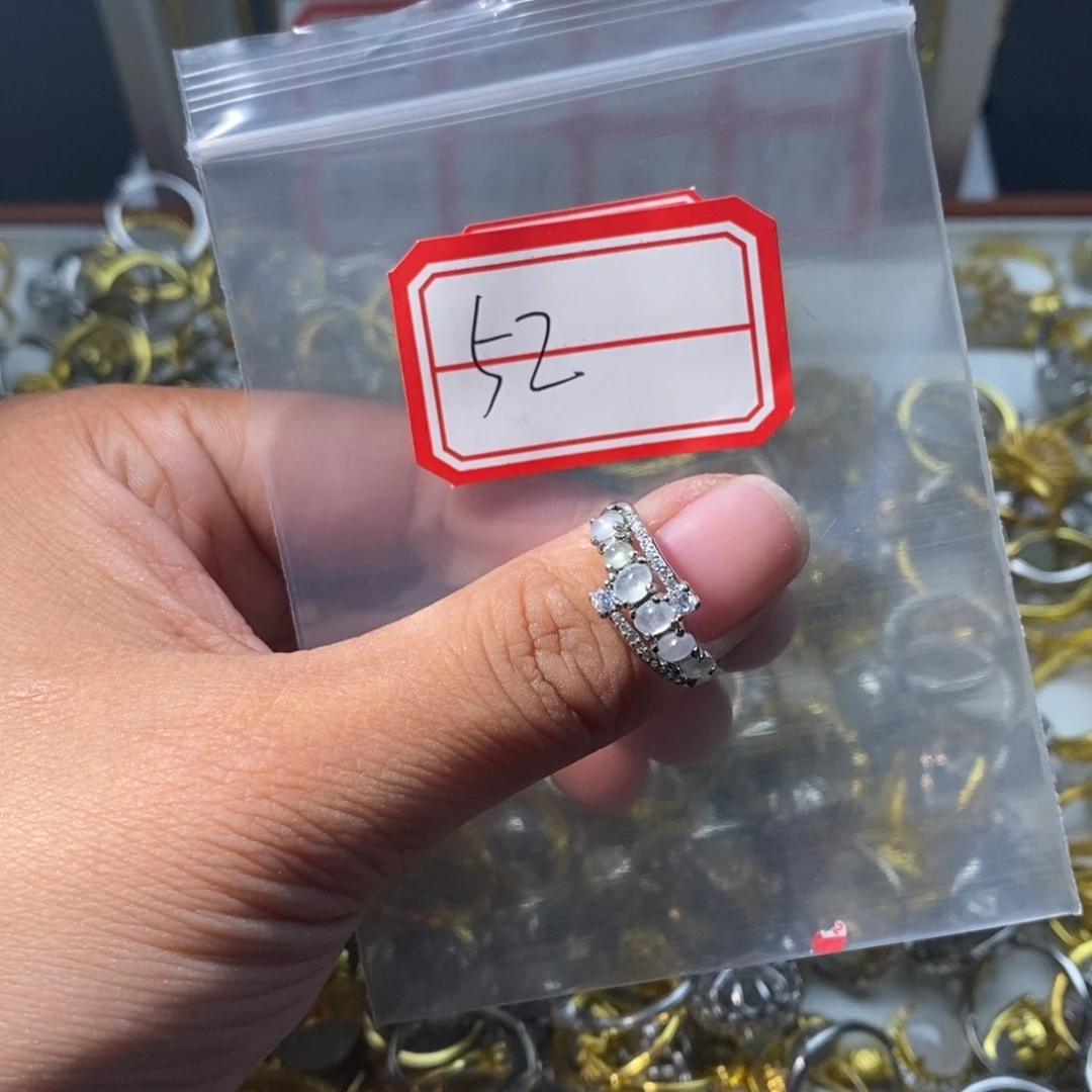 翡翠戒指银S925镶嵌翡翠首饰
