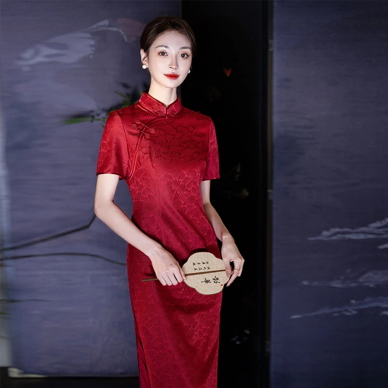 婚宴装新款春夏红色年轻款女复古真丝高端桑蚕丝改良高端妈妈礼服
