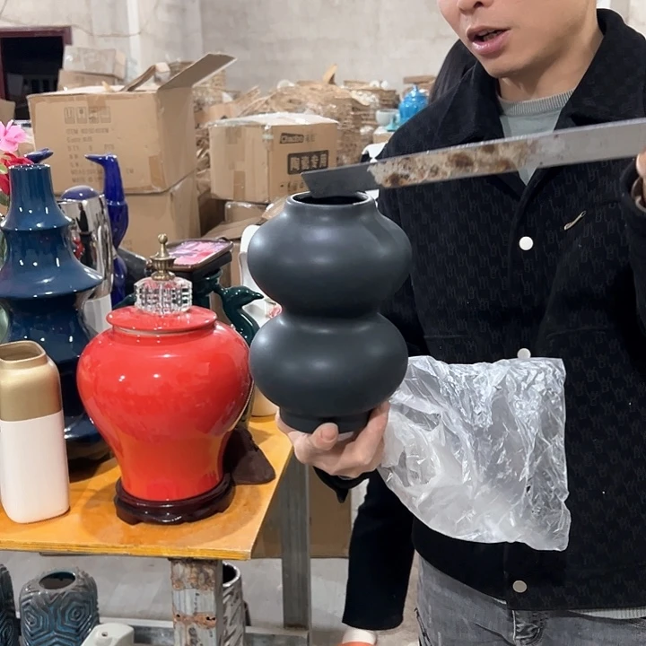 瓶高度20厘米口径6厘米微瑕捡漏