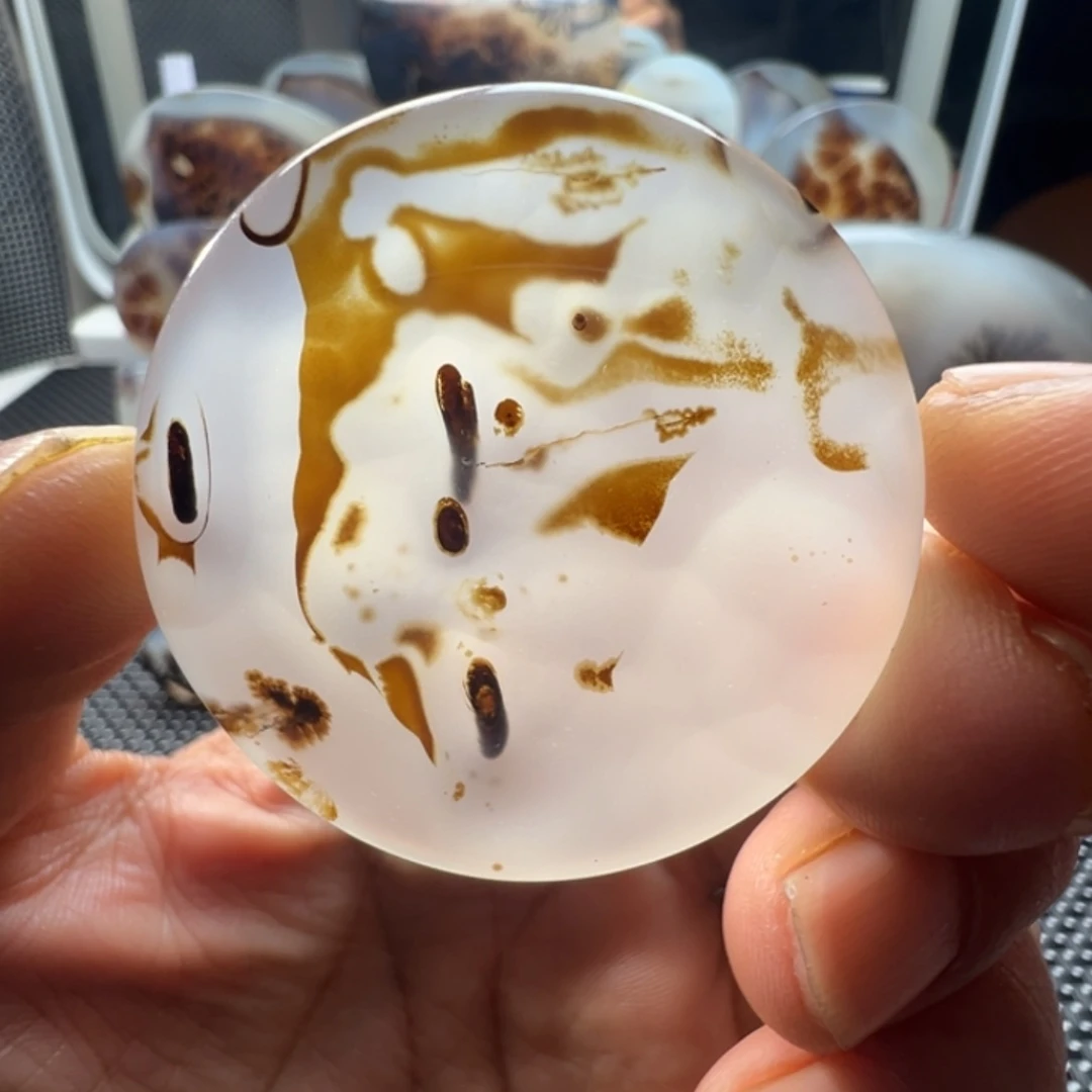 未镶嵌玛瑙/玉髓珠宝奇石