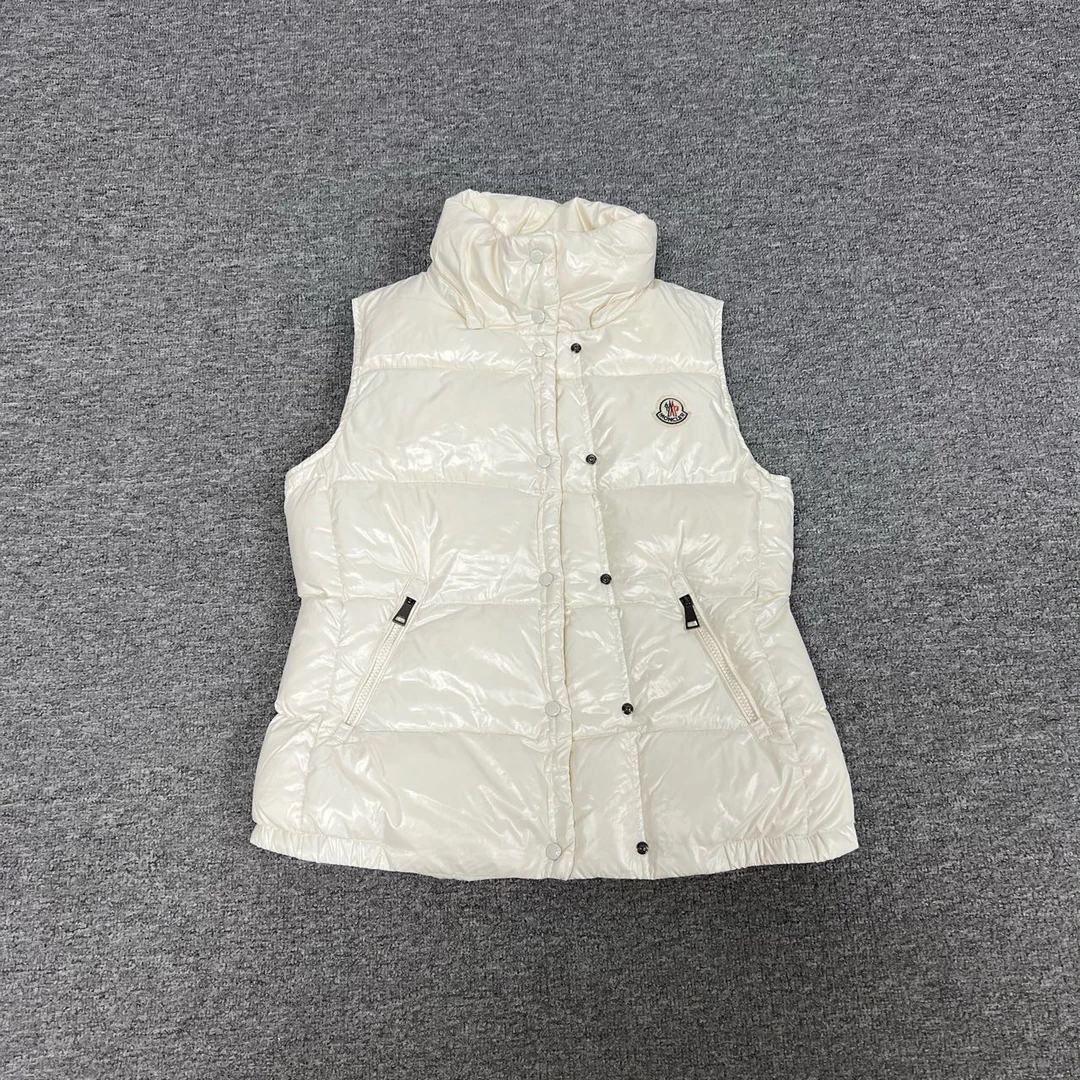 99新 AMIPARIS Moncler 蒙口 Galene 羽绒马甲 99新 1码