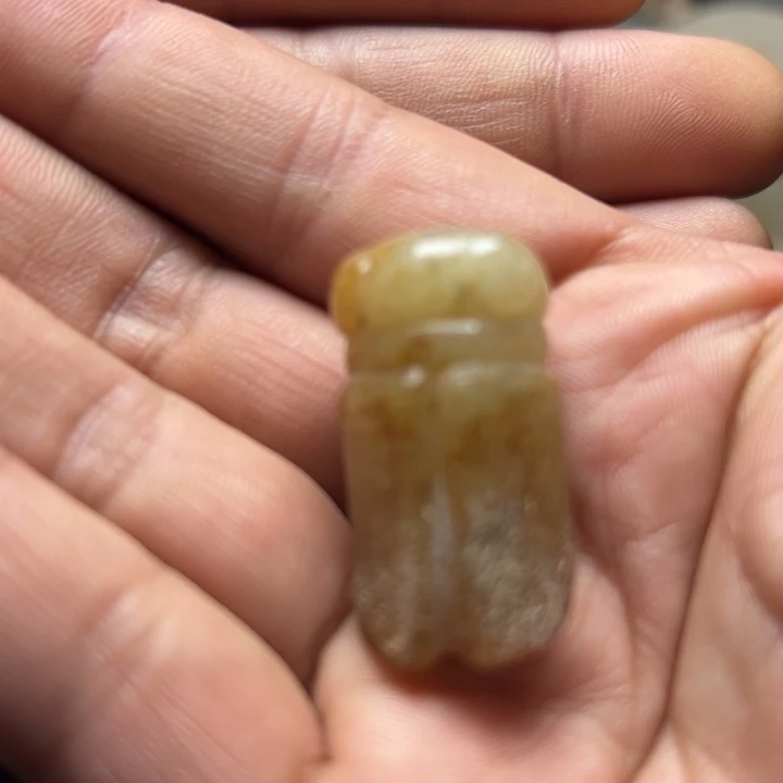 和田玉（糖玉）未镶嵌吊坠(赠链)