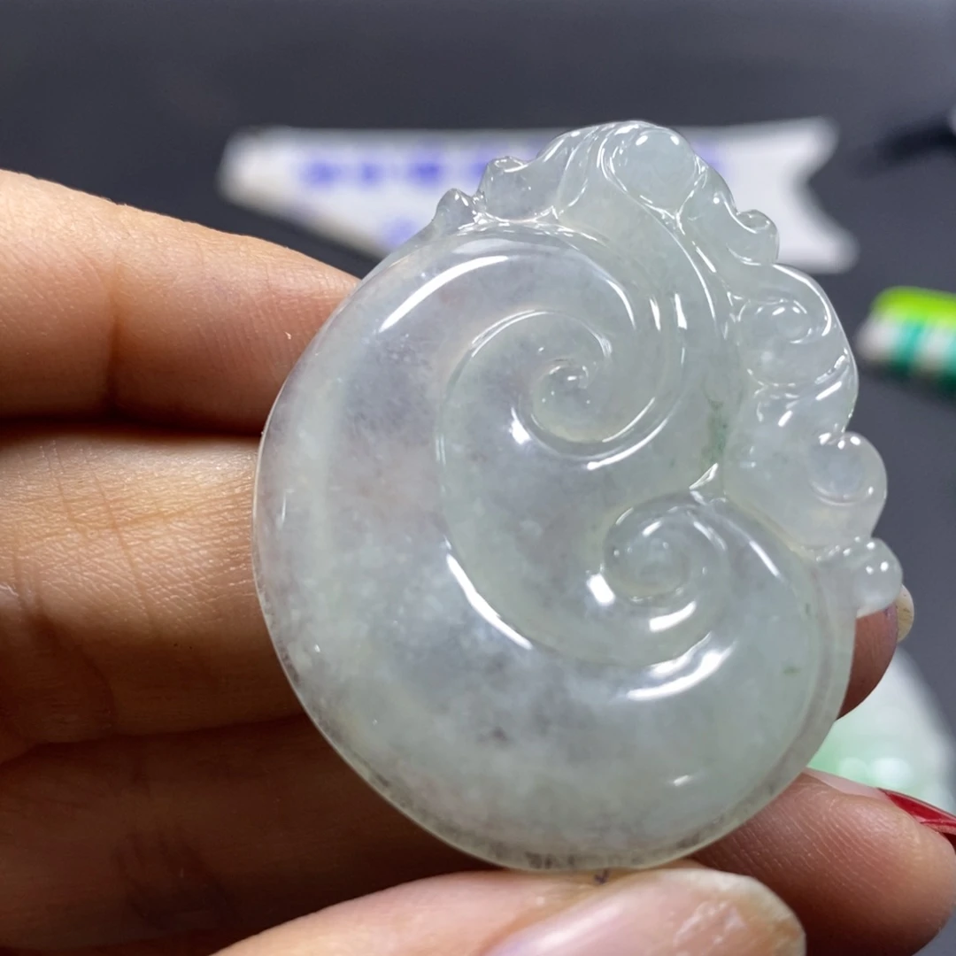 定制翡翠未镶嵌挂件