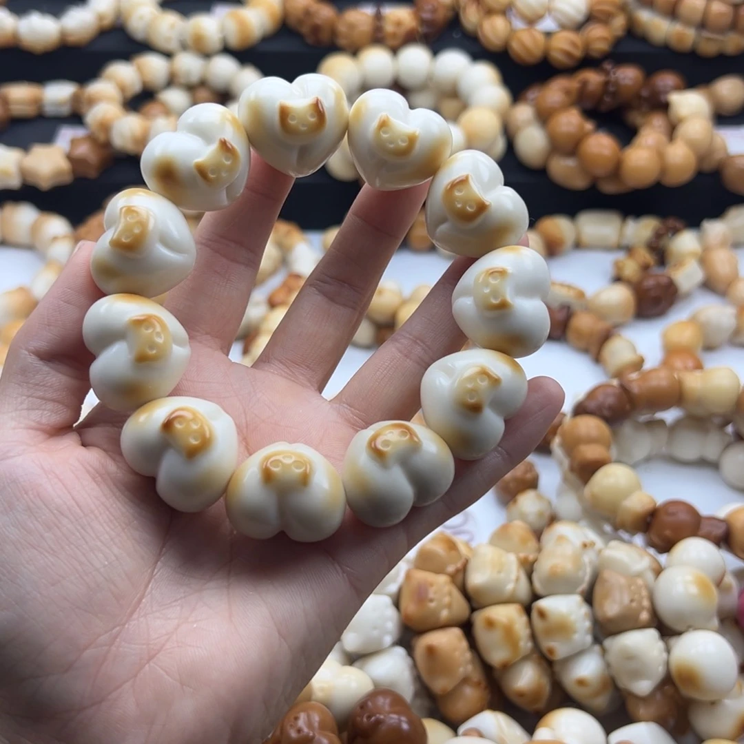 吊坠白玉菩提白烤色26