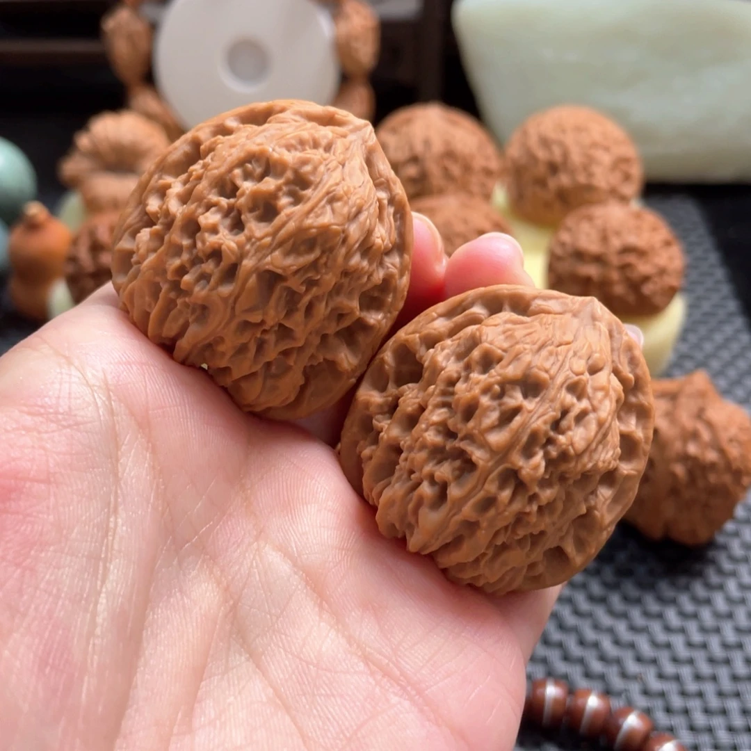 文玩核桃吊坠南疆39全品