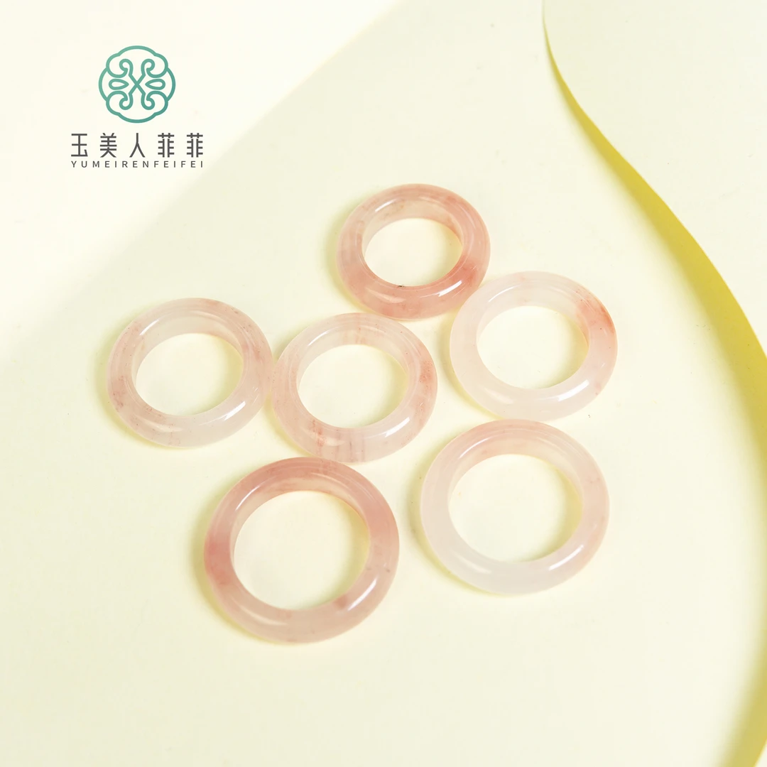 菲菲珠宝好+桃花酿戒圈^多样性发一（圈口随机发）